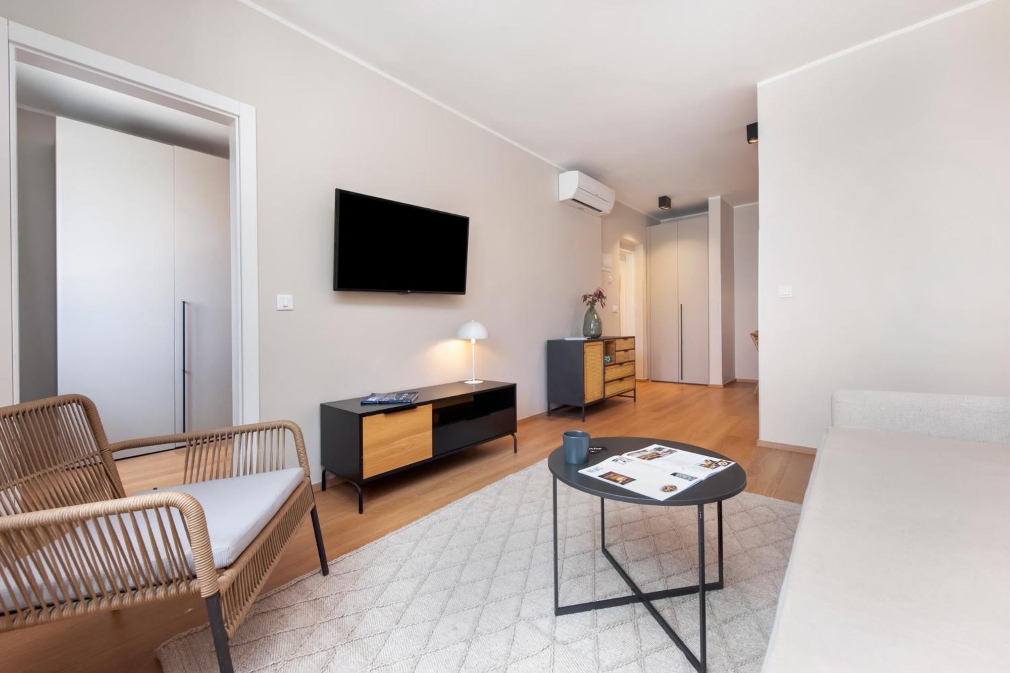Sunset Residence Ровин Стая снимка